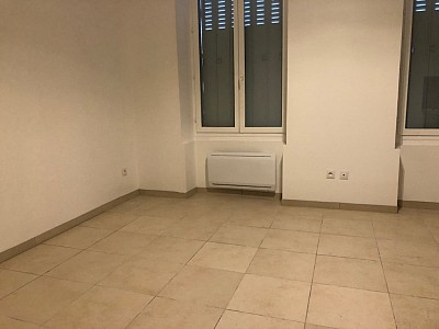 APPARTEMENT T2 A LOUER - MORMANT - 30.15 m2 - 590�&euro; charges comprises par mois