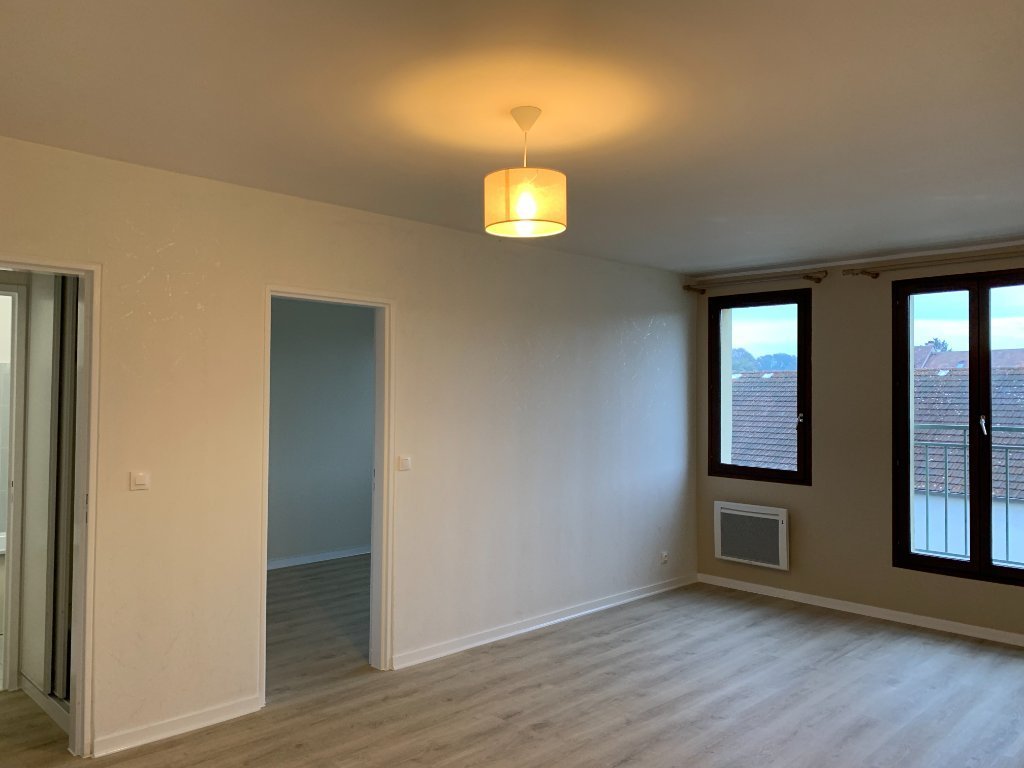 APPARTEMENT T2 A LOUER - MORMANT - 49.58 m2 - 795 &euro; charges comprises par mois