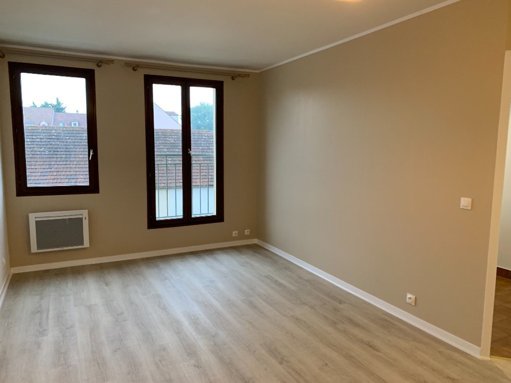 APPARTEMENT T2 A LOUER - MORMANT - 49.58 m2 - 795 &euro; charges comprises par mois