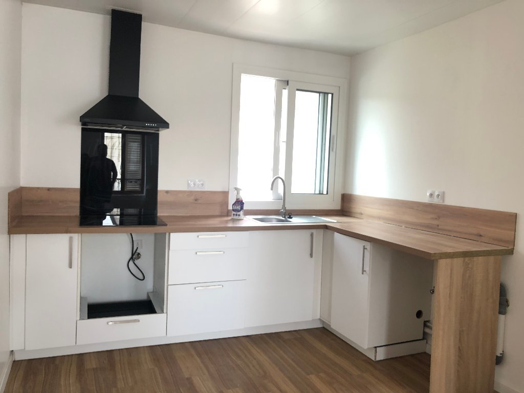 APPARTEMENT T3 A LOUER - BETON BAZOCHES - 46.68 m2 - 660�&euro; charges comprises par mois