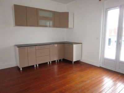 APPARTEMENT T3 A LOUER - FONTENAY TRESIGNY - 69.11 m2 - 850�&euro; charges comprises par mois