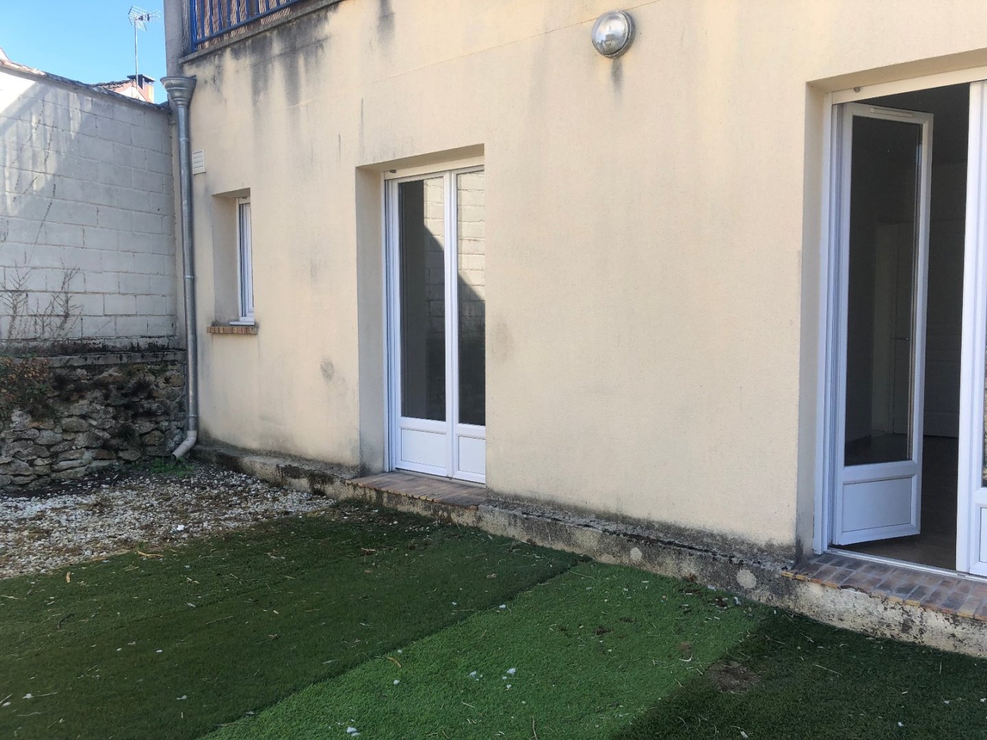 APPARTEMENT T3 A LOUER - FONTENAY TRESIGNY - 76.68 m2 - 850 &euro; charges comprises par mois