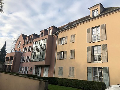 APPARTEMENT T3 A LOUER - GUIGNES proche centre ville - 61 m2 - 940 &euro; charges comprises par mois