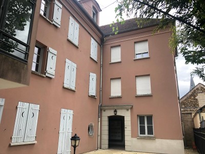 APPARTEMENT T3 A LOUER - GUIGNES proche centre ville - 61 m2 - 940 &euro; charges comprises par mois