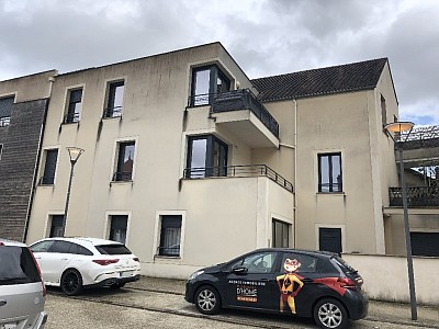 APPARTEMENT 3 PIECES A LOUER - GUIGNES - 64.02 m2 - 815 € charges comprises par mois