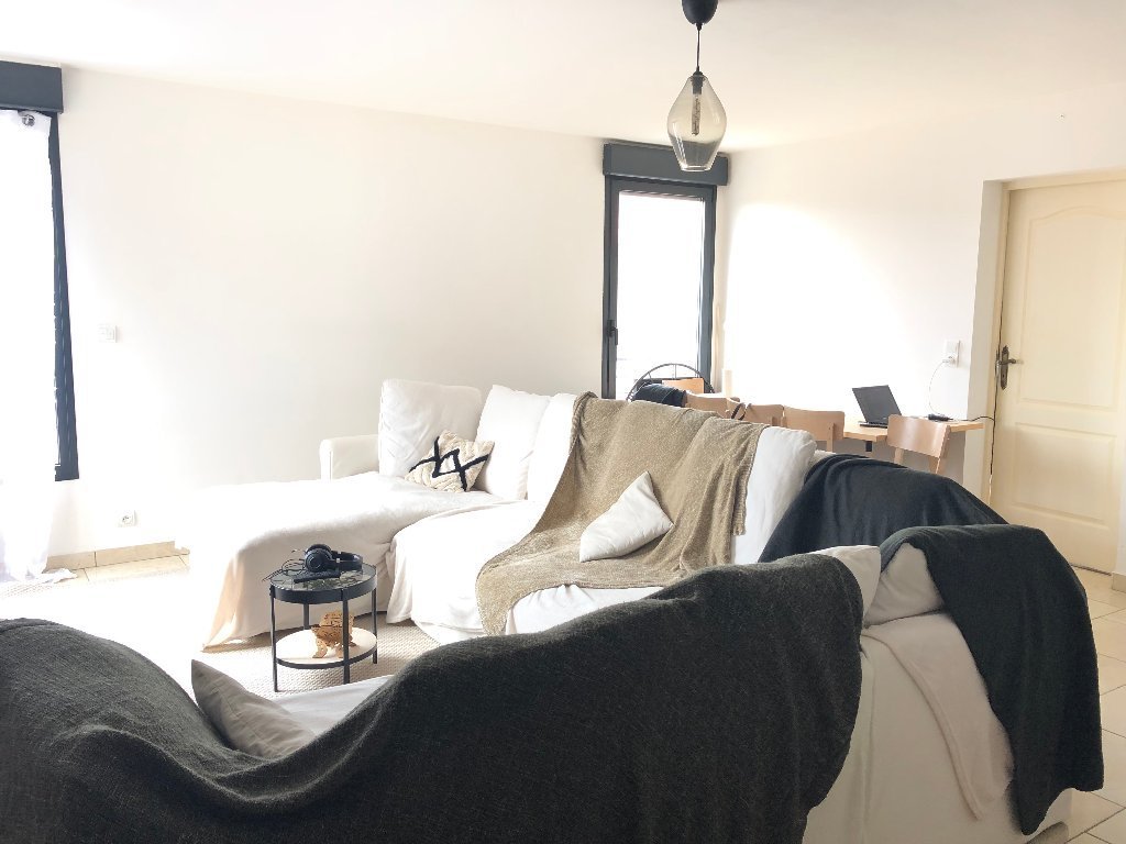 APPARTEMENT 3 PIECES A LOUER - GUIGNES - 64.02 m2 - 815 &euro; charges comprises par mois