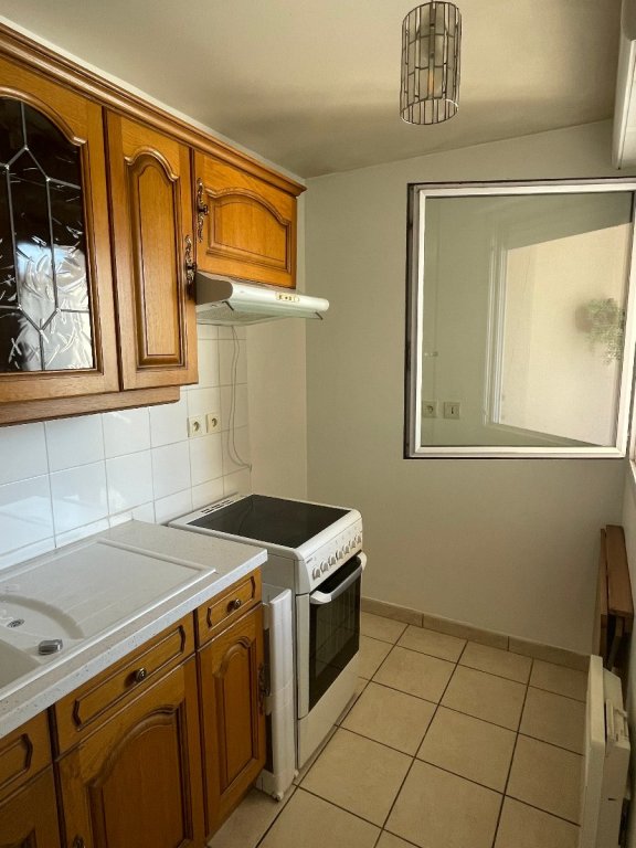 F2 BIS A LOUER - LA FERTE GAUCHER - 53.05 m2 - 700 &euro; charges comprises par mois