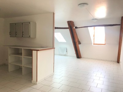APPARTEMENT T3 A LOUER - ROZAY EN BRIE - 60 m2 - 760€ charges comprises par mois