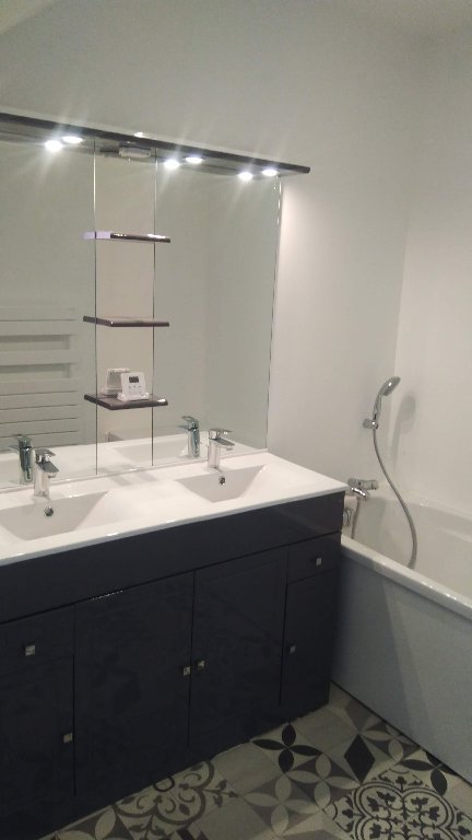 APPARTEMENT T3 A VENDRE - COURTOMER - 50.58 m2 - 169�000�&euro;