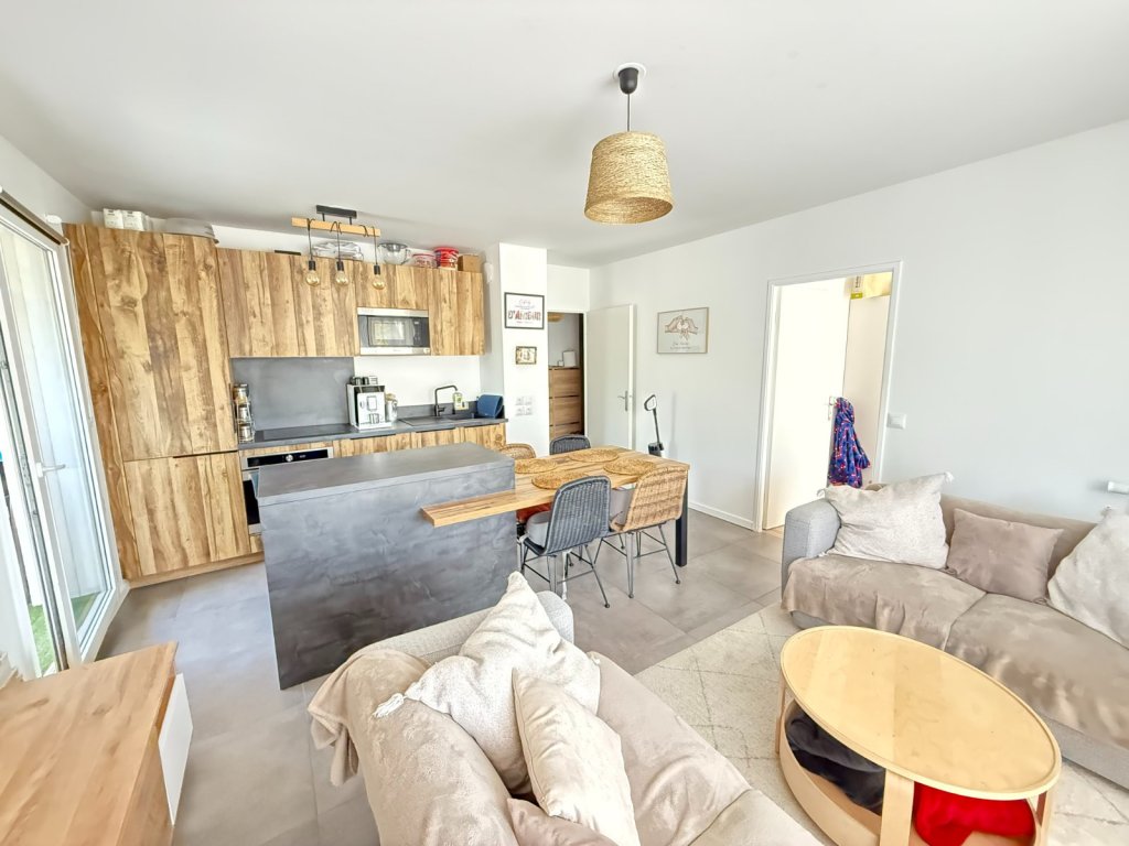 APPARTEMENT 3 pièces avec balcon A VENDRE - NOISIEL - 60 m2 - 239 000 &euro;