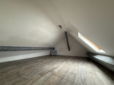 APPARTEMENT T3 A VENDRE - ROZAY EN BRIE - 48 m2 - 164000€