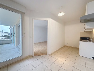 APPARTEMENT T4 A VENDRE - COULOMMIERS - 74.45 m2 - 219�000�&euro;