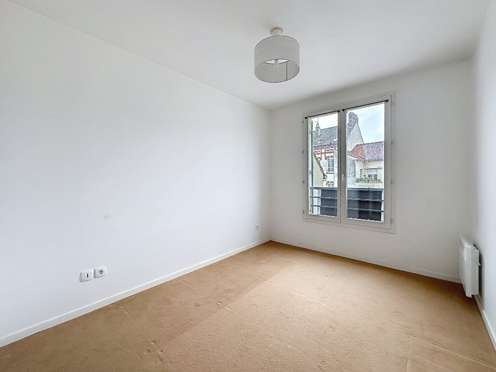 APPARTEMENT T4 A VENDRE - COULOMMIERS - 74.45 m2 - 219�000�&euro;