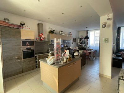 Appartement F4 - ROZAY EN BRIE Centre ville - 85 m2 - VENDU